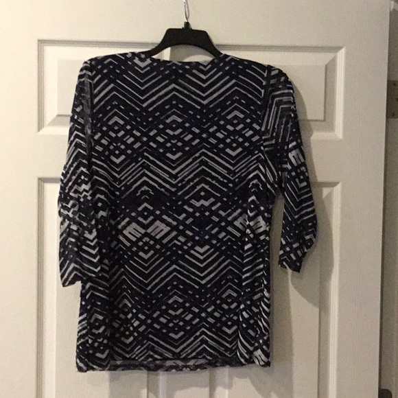 Top - Picture 2 of 2